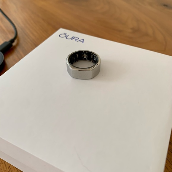 Oura Heritage Gen 3 Ring - Picture 2 of 4